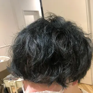 ミディアム カラー ブリーチ無し白髪ぼか し/艶髪/津嘉山のヘアスタイル