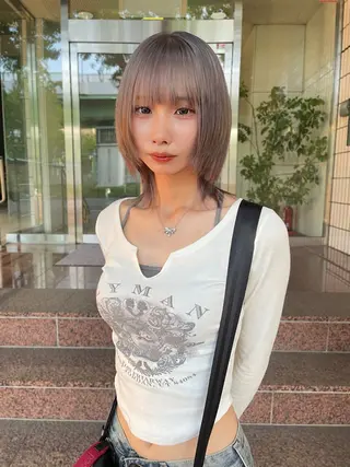 ショート カラー カットモデル/ ハイトーン/ゆうあのヘアスタイル