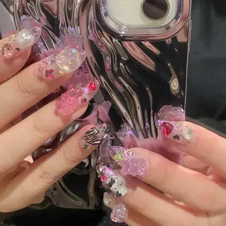 ネイル BONNIE所属・BONNIE MIKIのネイルデザイン