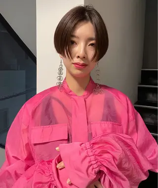 ショート ファッションに 溶け込むstyleのヘアスタイル