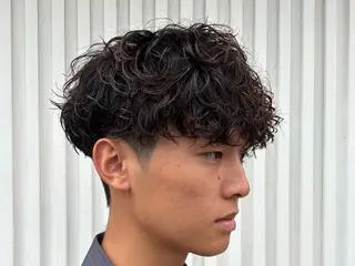 ショート パーマ メンズ フェザーパーマメンズ ツイスパ京都駅前のヘアスタイル