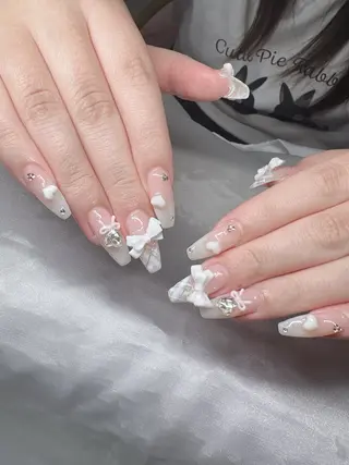 ネイル Lee Nailsのネイルデザイン