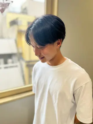 ショート カラー メンズ ワタイショウタ 髪質改善✨眉毛サロンのヘアスタイル