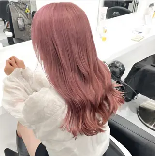 ロング カラー 🫧うる艶トレンド 🫧透明感カラーのヘアスタイル