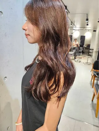 セミロング カラー 【銀座】艶髪/上品な カラー特化/涼/駅近のヘアスタイル