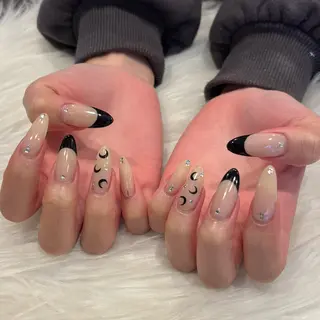 ネイル Nobody_ Reikaのネイルデザイン
