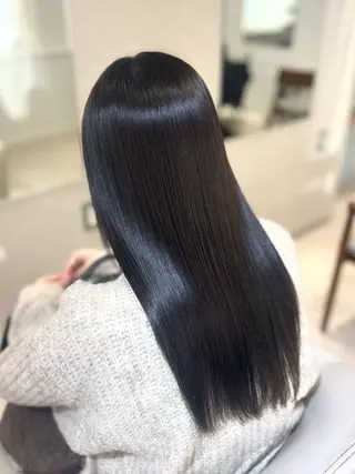 ロング カラー 佐々木 遥菜のヘアスタイル