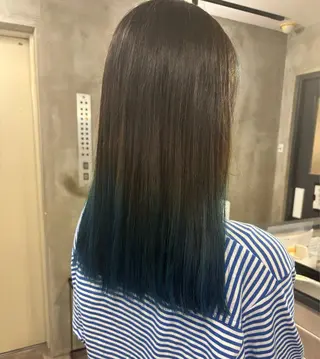セミロング カラー 磯野 成基のヘアスタイル