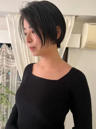 ショート ブリーチカラー🎀 韓国風/寺門美優のヘアスタイル