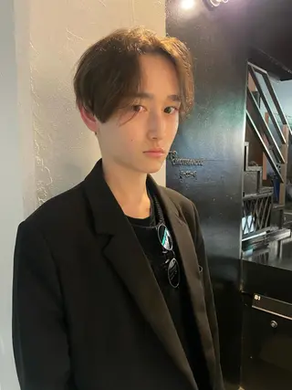 ショート カラー パーマ メンズ スパイラルパーマ 🌐hina⭐️のヘアスタイル