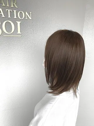 ミディアム カラー 三野 沙也のヘアスタイル