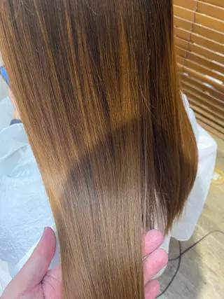 セミロング カラー 艶髪カラー&ウルフ フルカワ ヒロズミのヘアスタイル