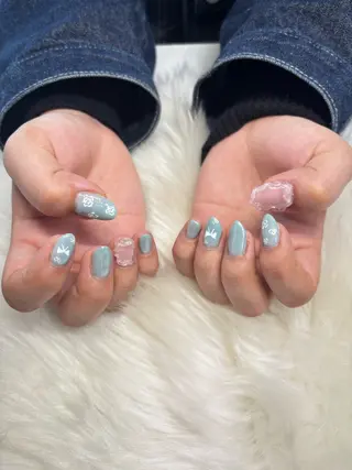 ネイル Rich to安城店所属・長坂 若菜のネイルデザイン