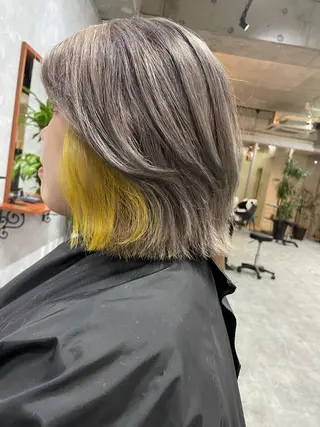 ショート andKおもろまち店 艶ダブルカラー✨のヘアスタイル