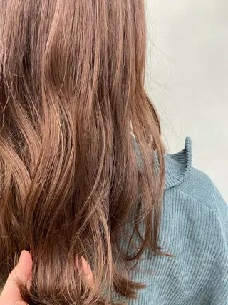 ロング カラー ピンク/ベージュ /似合わせ/田島百華のヘアスタイル
