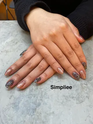 ネイル シンプリーワン 渋谷店🪄MOENAのネイルデザイン