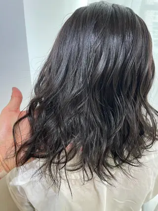 ミディアム カラー eins.hair所属・過去一の柔髪ヘア 🌿einshairのヘアスタイル