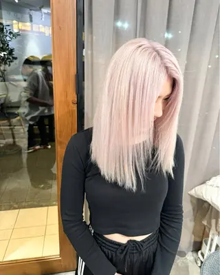 ミディアム 岸川 恭子のヘアスタイル