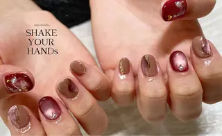 ネイル ネイルスタジオ シェイクユアハンズのネイルデザイン