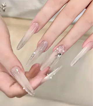 ネイル パラジェル登録店　Nailsalon Amour  上野湯島店所属・🫧 はる🩵のネイルデザイン