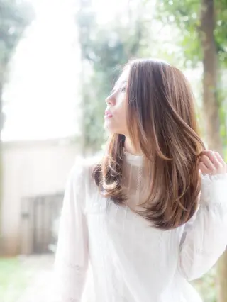セミロング パーマ ルシエ吉祥寺所属・🥖牧野 純🥖のヘアスタイル