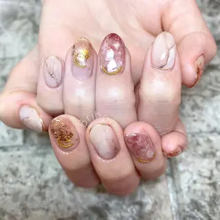 ミディアム Brilho SERIHOのネイルデザイン