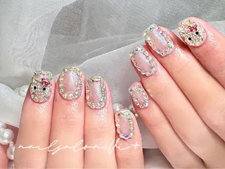 ネイル ✨Nailsalon Vi+✨のネイルデザイン