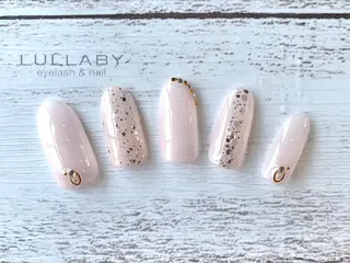 ネイル LULLABY 銀座並木通り店のネイルデザイン