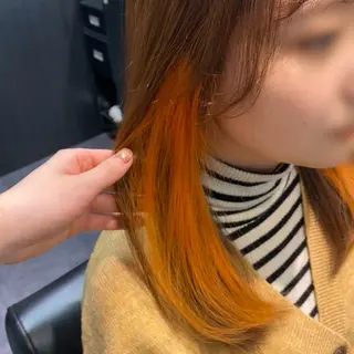 セミロング 艶暖色カラー🍒 縮毛矯正ほののヘアスタイル