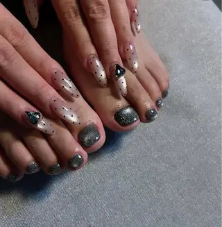 ネイル maison dari (ﾒｿﾞﾝ   ﾀﾞﾘ )所属・高橋 ユカのネイルデザイン