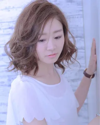 ミディアム 伊藤 裕貴のヘアスタイル