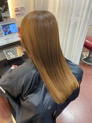 ロング 瀧下 唯のヘアスタイル