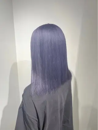 セミロング カラー 吉原葵/ハイトーン /インナーカラーのヘアスタイル