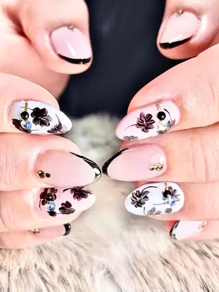 セミロング カラー ネイル nail salon Axia所属・nail salon Axiaのネイルデザイン