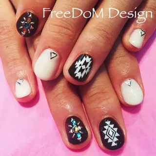 ネイル ＦreeDoＭ   Design所属・W KUMIのネイルデザイン