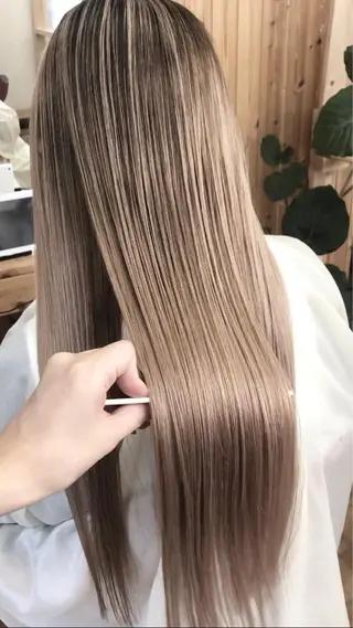 ロング カラー LOOP hair eye lash所属・LOOP hairのヘアスタイル