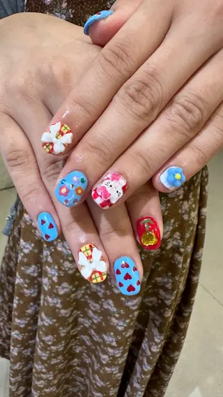 ネイル 👽個性派ネイル🎀 komachiのヘアスタイル