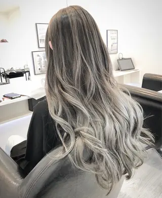 ロング Ready所属・UEKAJI Noriのヘアスタイル