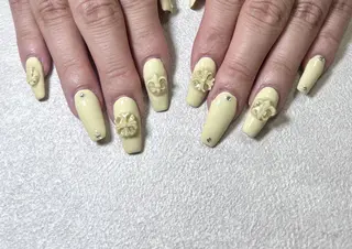 ネイル ネイリスト シンのネイルデザイン