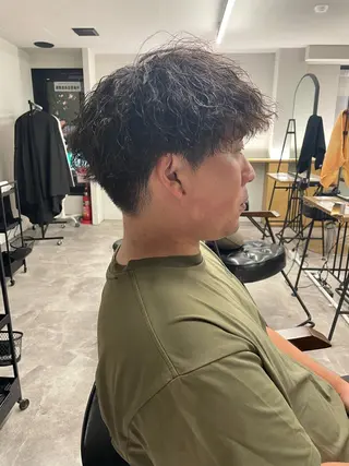 パーマ メンズ Emitas.三年坂【エミタス】所属・宇藤 稜のヘアスタイル