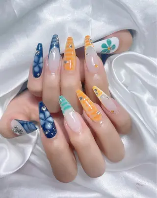 ネイル LEELA NAIL STUDIO所属・LEELA NAIL STUDIOのネイルデザイン