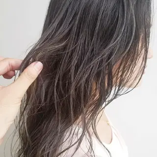 ミディアム カラー iplus✴ まつげ、眉毛、耳つぼのマツエク・マツパデザイン