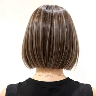 ショート PLUG hairdesignのヘアスタイル