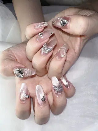 ネイル うにゃねいる🌷 Mayaのネイルデザイン