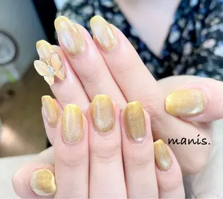 ネイル manis .のネイルデザイン