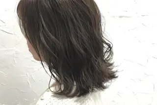 ミディアム ヘアアレンジ 大人垢抜け ダブルカラー【上野】のヘアスタイル