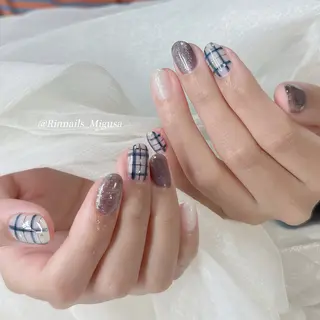 ショート RIN NAILS ᥫ᭡Migusaのネイルデザイン