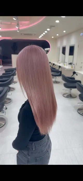 ロング カラー ヘアアレンジ 韓国レイヤー＆ピンク 艶髪🩶maikoのヘアスタイル