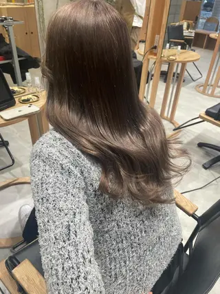 カラー wewe: momoeのヘアスタイル