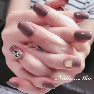 ネイル .Nails Mio 赤羽西ネイルサロンのネイルデザイン